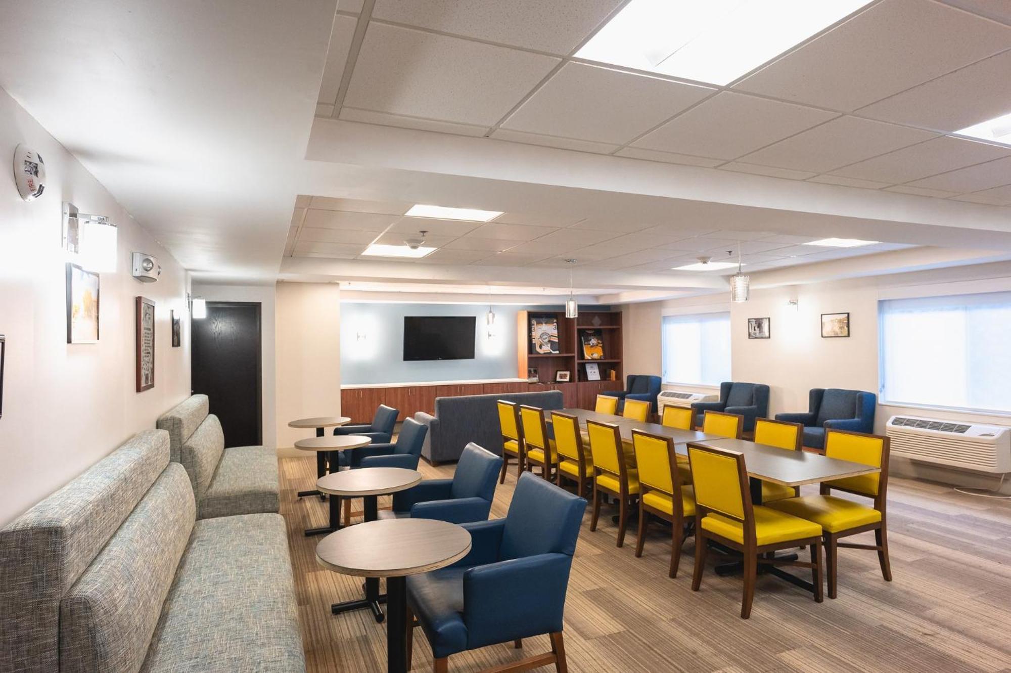 Holiday Inn Express Houghton-Keweenaw By Ihg Exterior photo